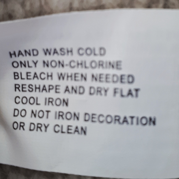 Banana Republic Merino Wool Cardigan - Picture 4 of 5